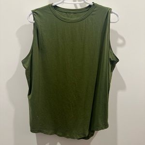 Lululemon tank